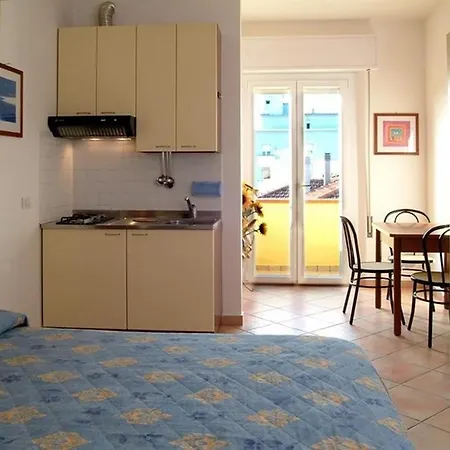 In 21450 Apartment *