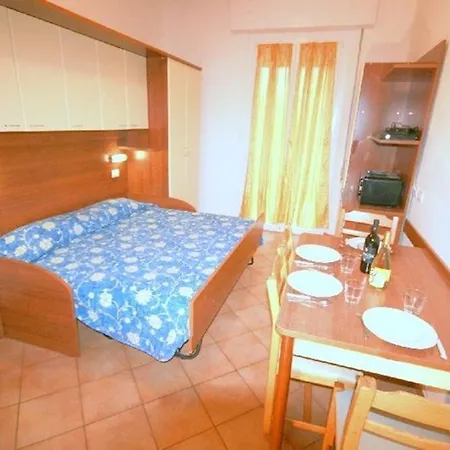 In 21450 Apartment *