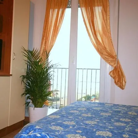 In 21450 Римини